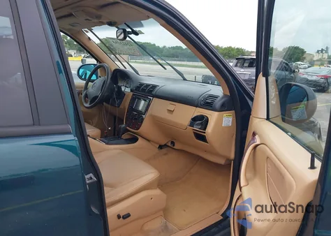 1998 Mercedes-Benz Ml 320 Classic из США, поврежденный, VIN 4JGAB54E7WA013215